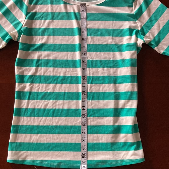 LuLaRoe top Large L aqua & off white striped - Picture 3 of 6